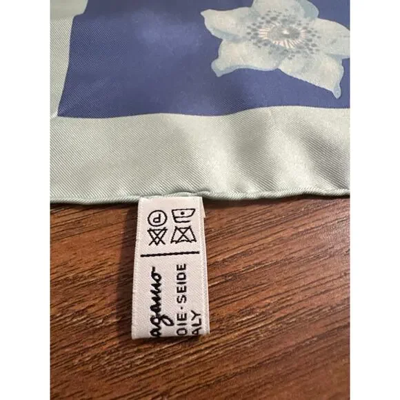 Auth. Vintage Salvatore Ferragamo 100% Silk Floral Elephant Scarf Large 88CM - Picture 7 of 7